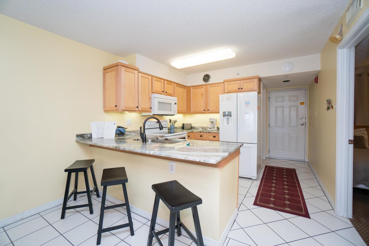 Royal Palms Unit 205 - thumb 18