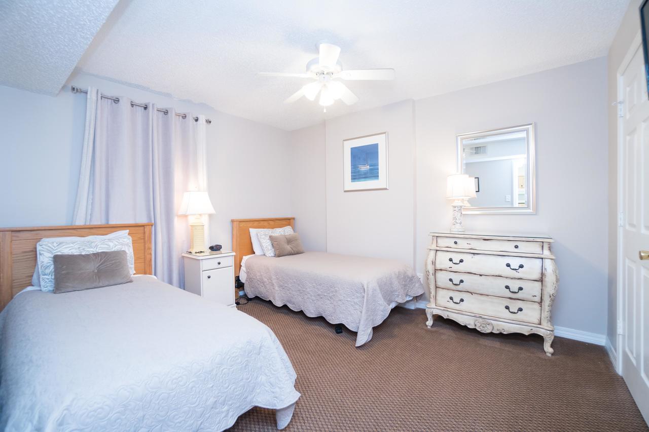 Royal Palms Unit 205 - thumb 24