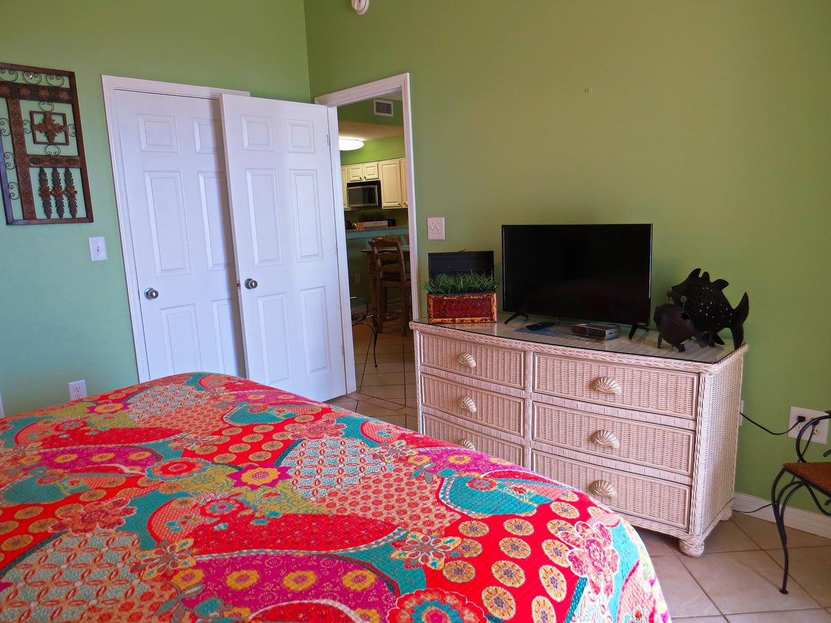 The Inn 103 - Two Bedroom Condominium - thumb 23