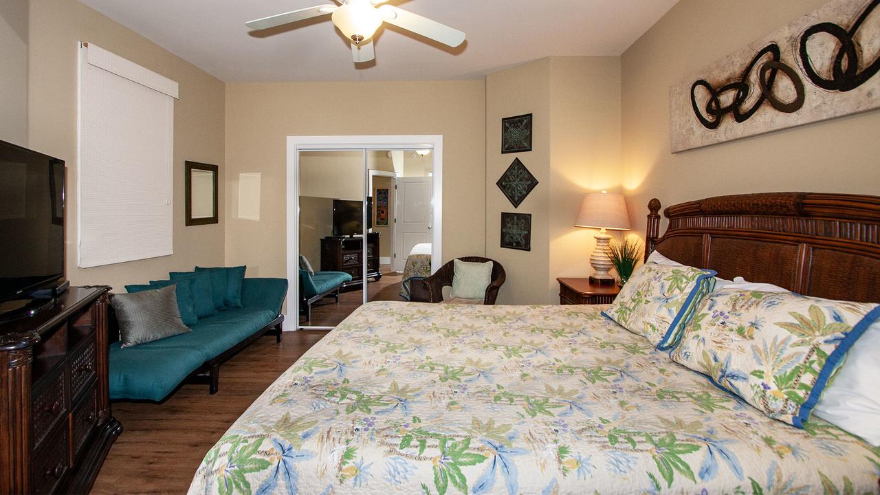 CRC1112 - Charming Condo With A Smart TV Three-bedroom Apartment - thumb 7