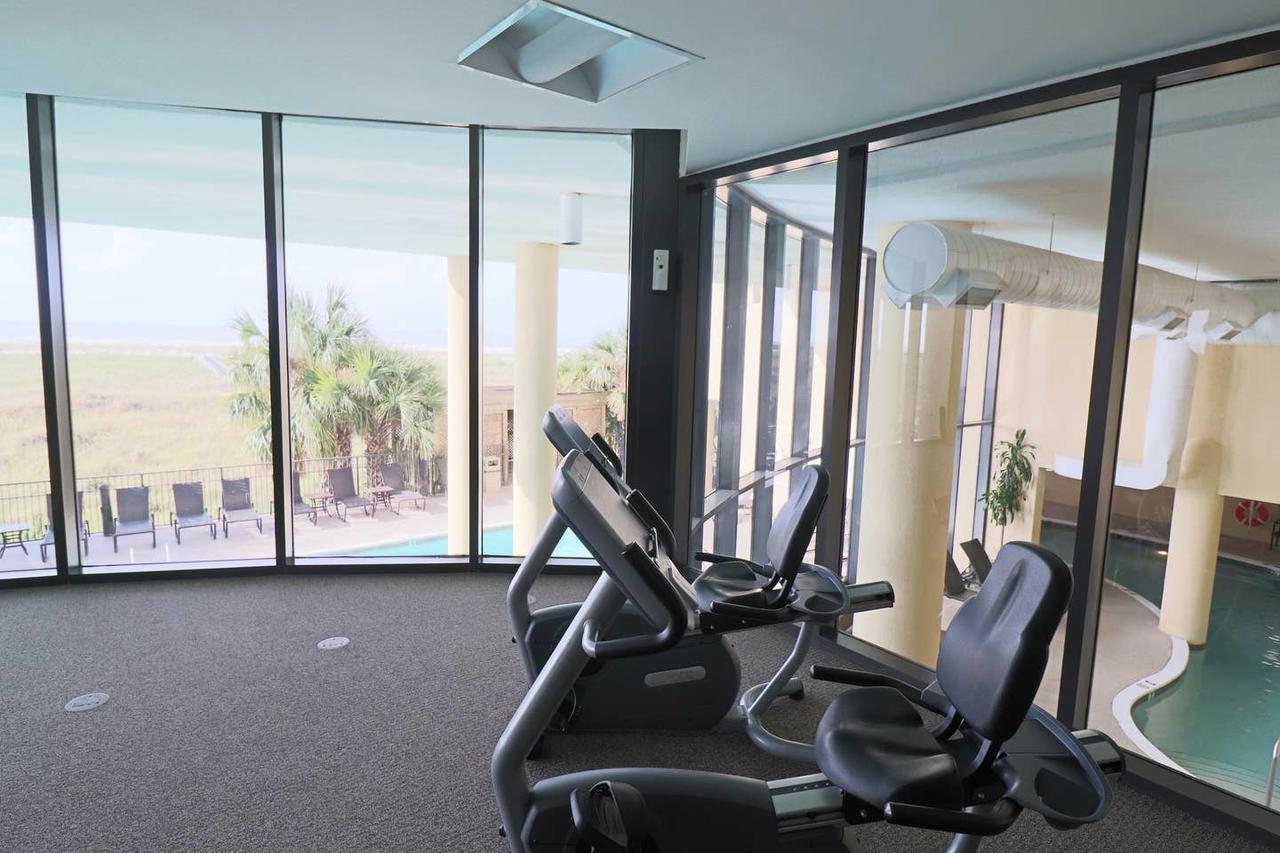Island Gem: Beachfront Condo At Holiday Isle! Top Floor! - thumb 14
