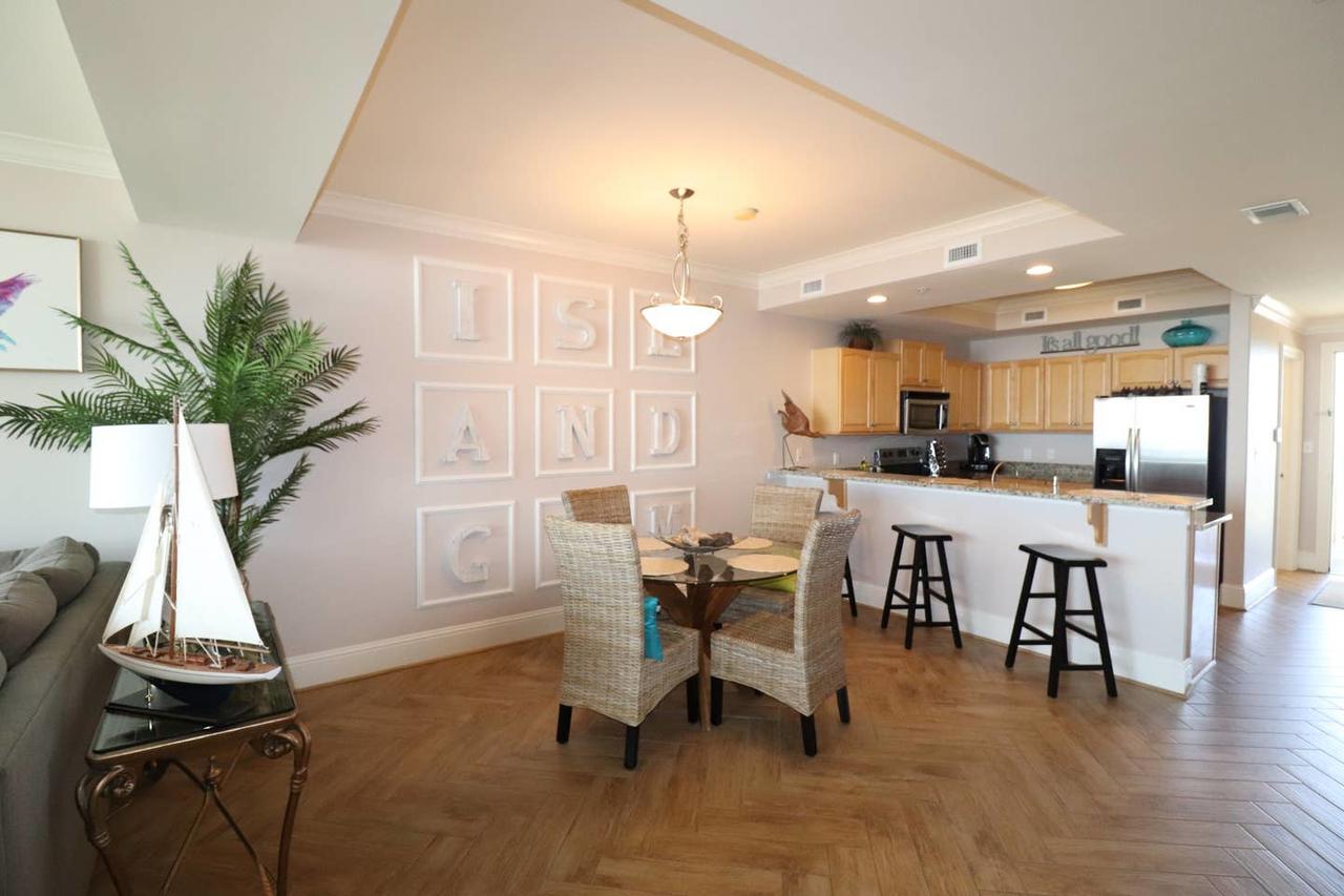 Island Gem: Beachfront Condo At Holiday Isle! Top Floor! - thumb 8