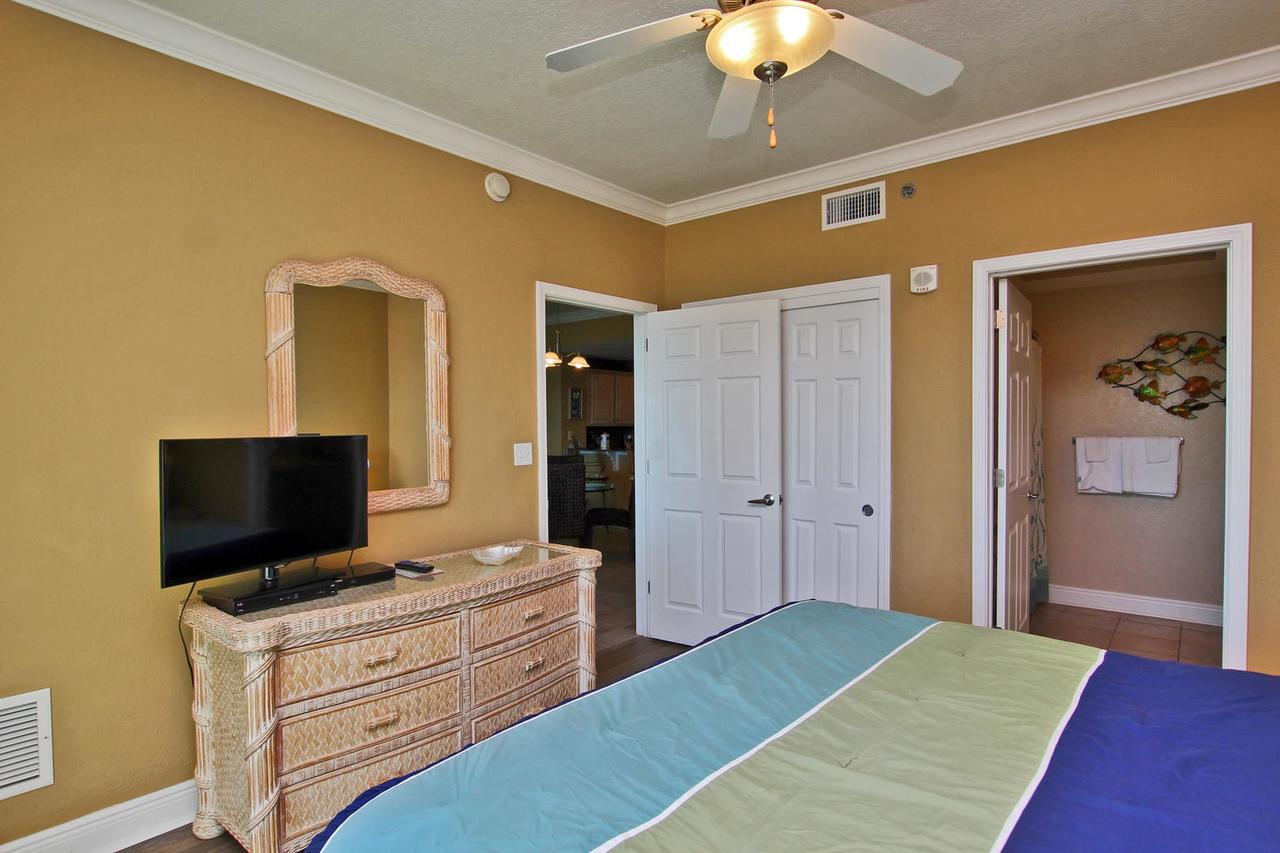 Crystal Shores West 1007 - thumb 18