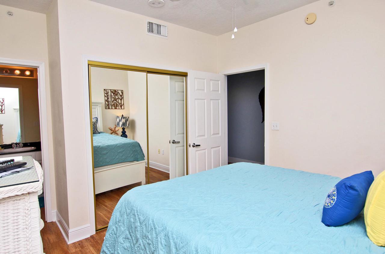 San Carlos 608 Condo - thumb 10