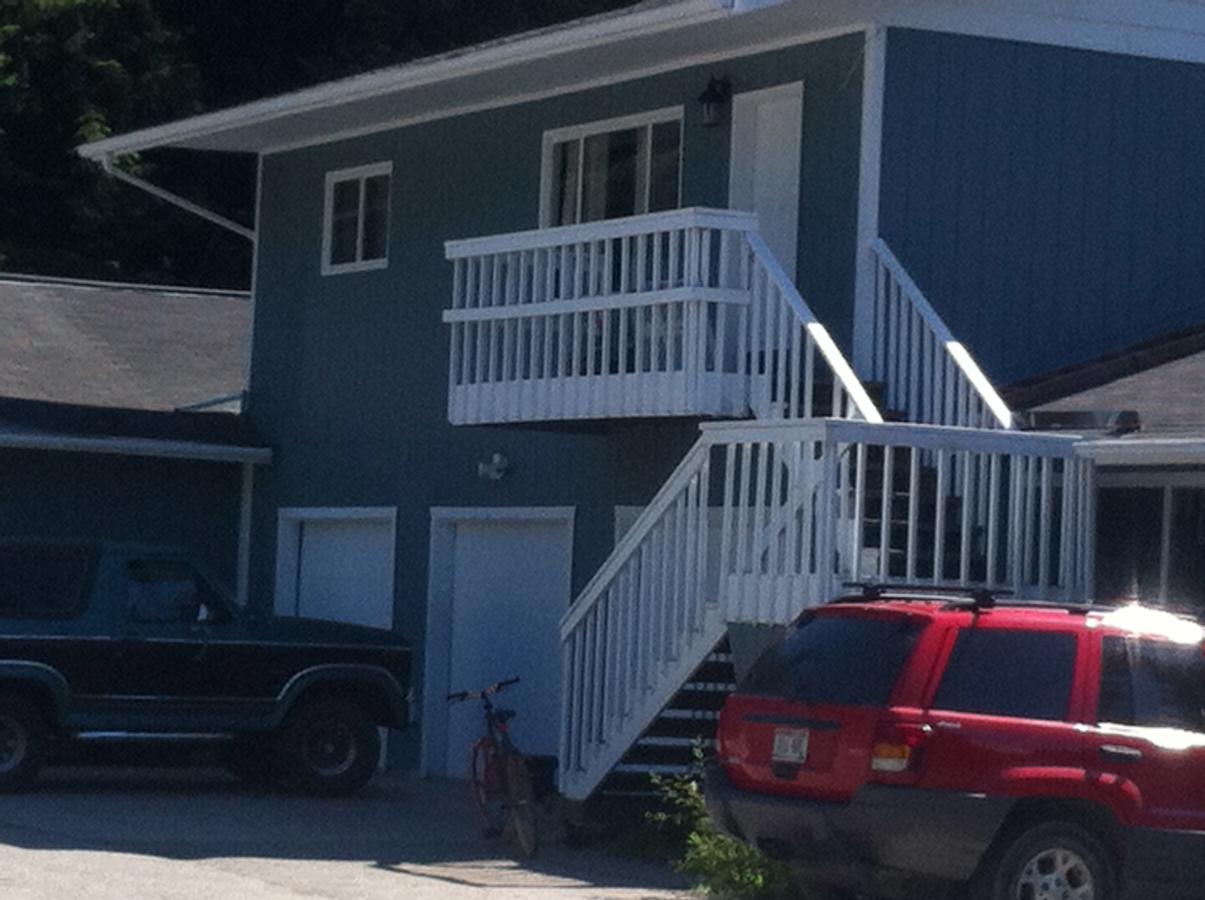 Granite Getaway - thumb 0