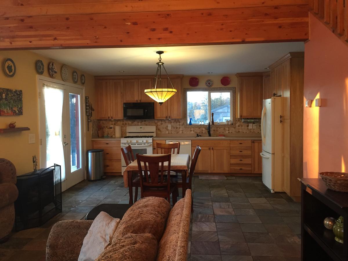 Reeder Lake House - thumb 24