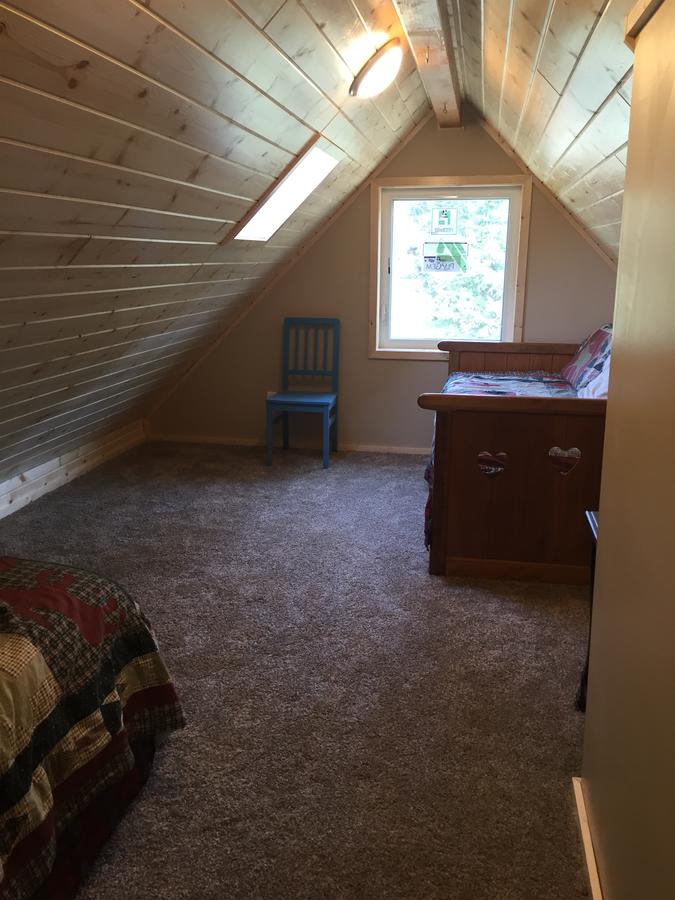 Reeder Lake House - thumb 3