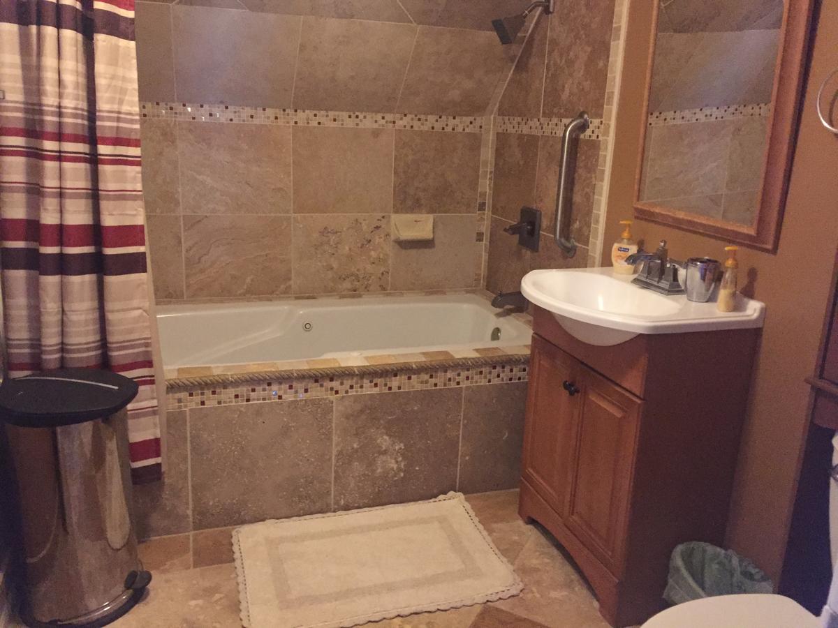 Reeder Lake House - thumb 14