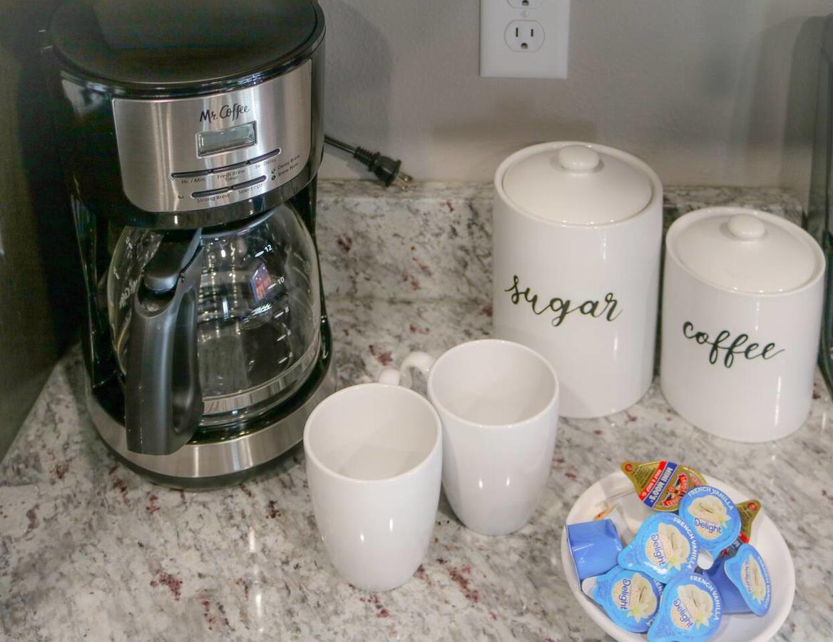 Modern Mountain Retreat, Pets Welcome! - thumb 16