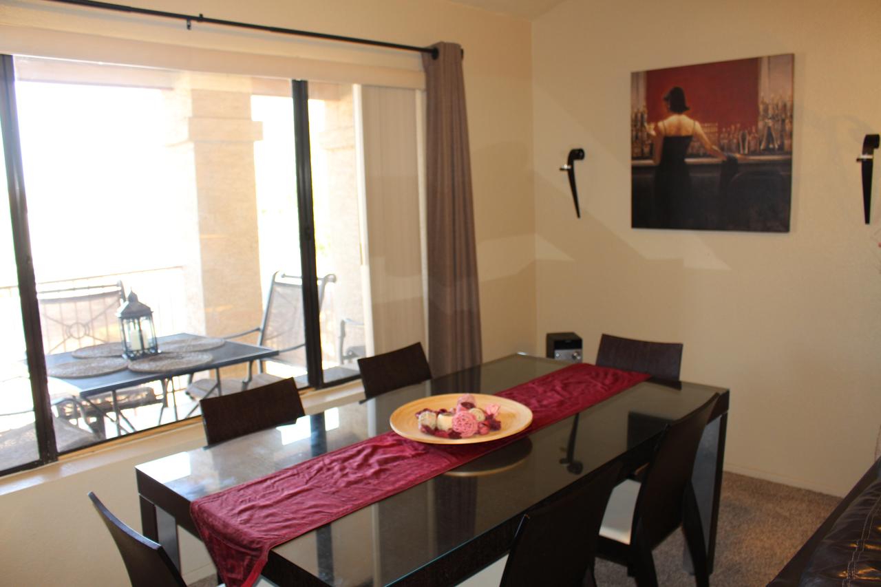 Luxury 2 Bedroom 1.5 Bath Condo AZ - thumb 17
