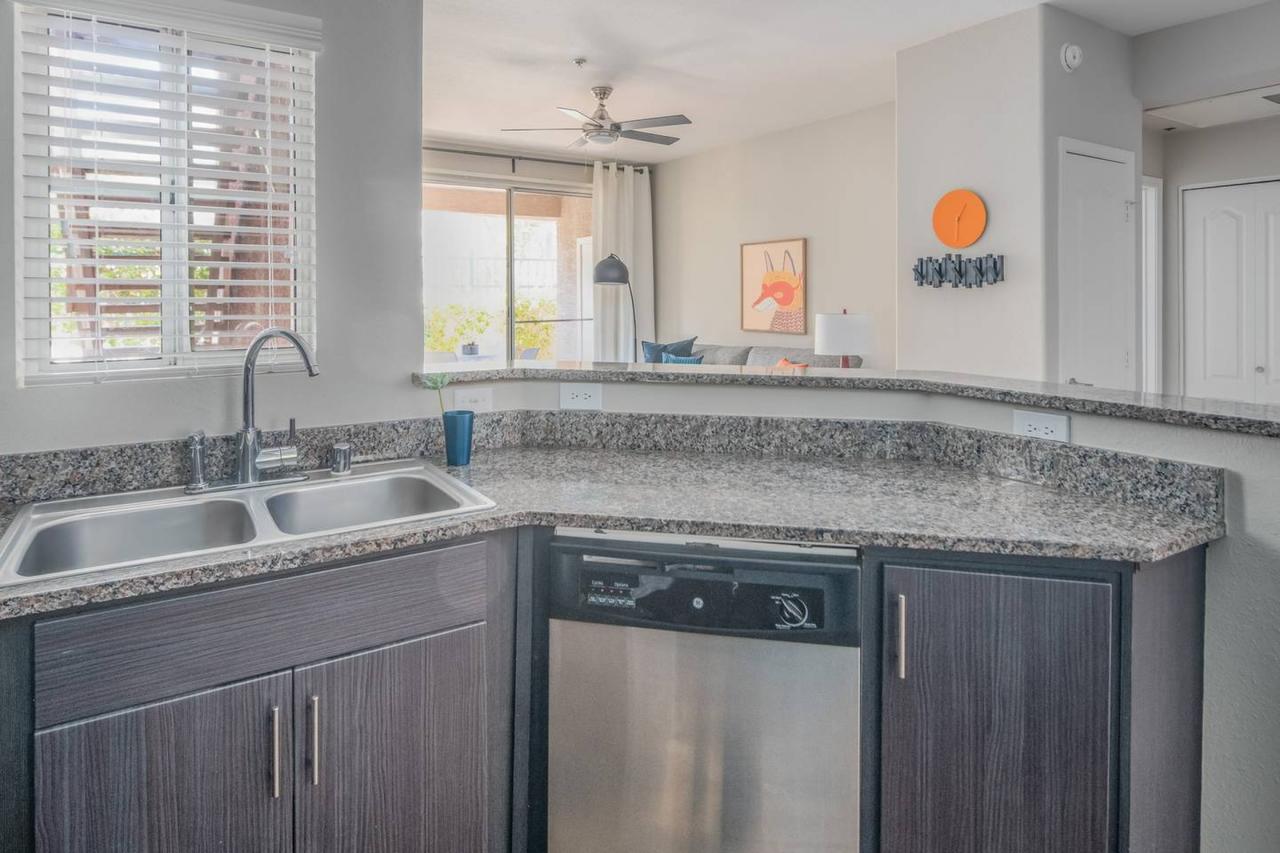 Modern 1BR In Downtown Phoenix #134 By WanderJaunt - thumb 8
