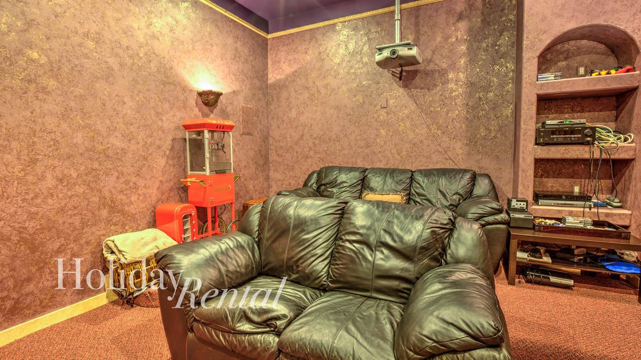 Mummy Mountain Estate By HolidayRental - thumb 14