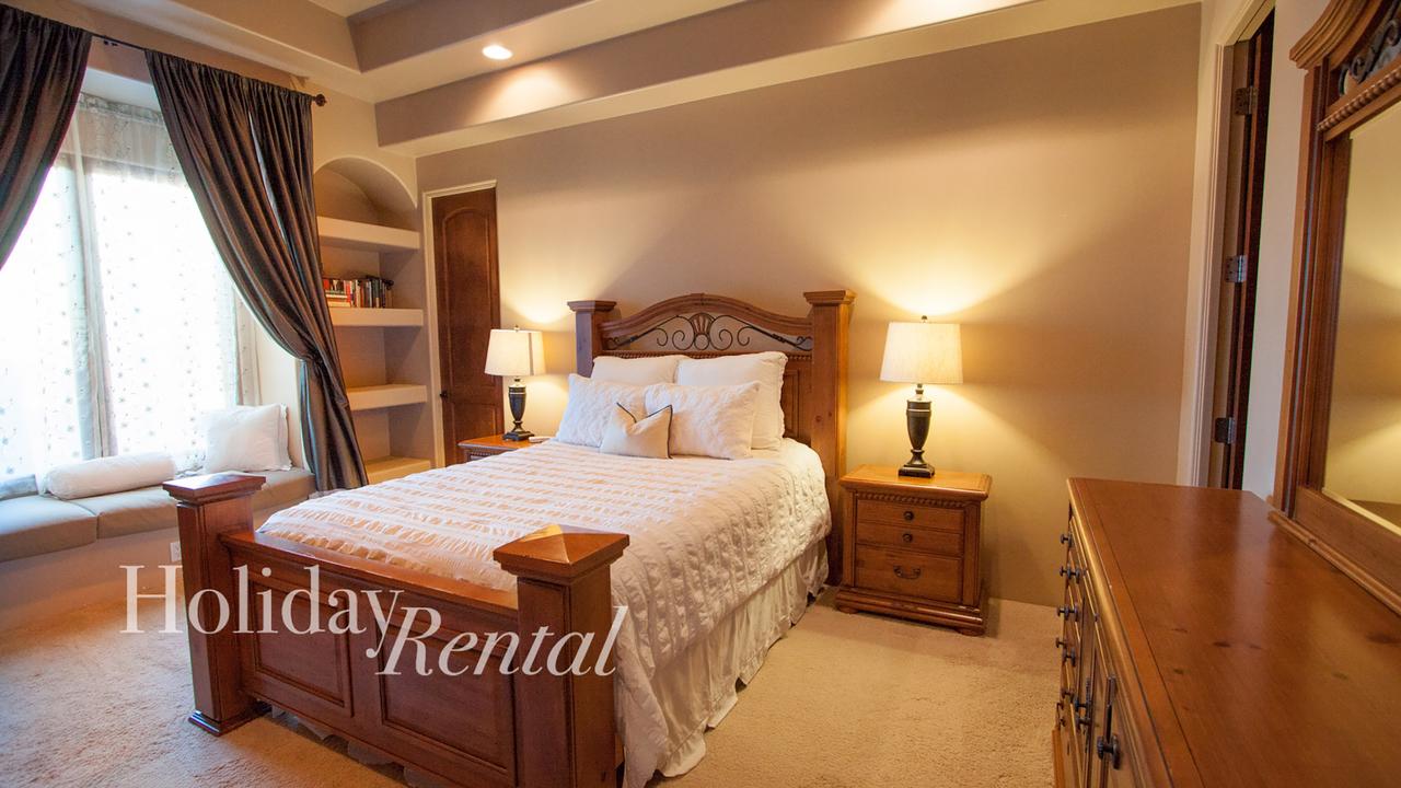 Mummy Mountain Estate By HolidayRental - thumb 20