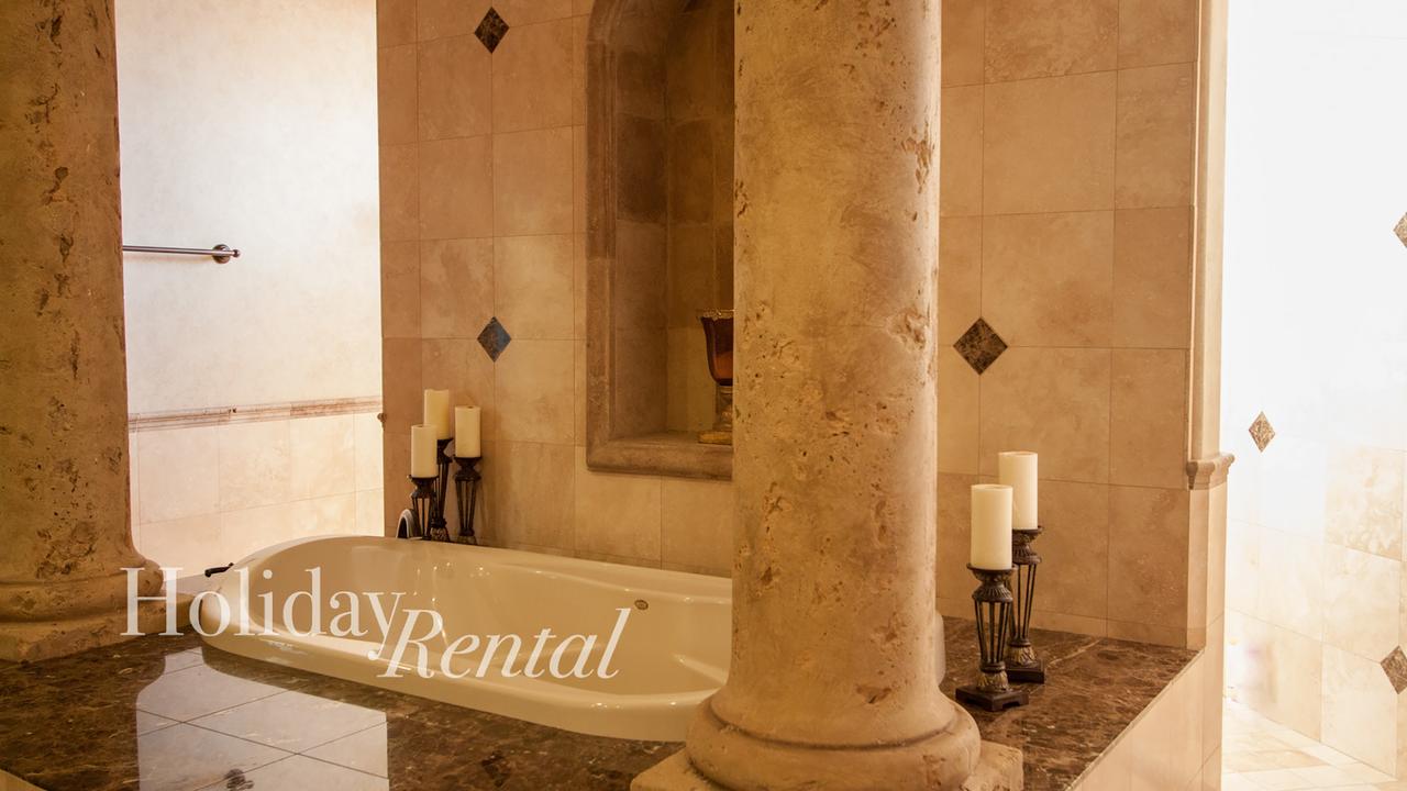 Mummy Mountain Estate By HolidayRental - thumb 24