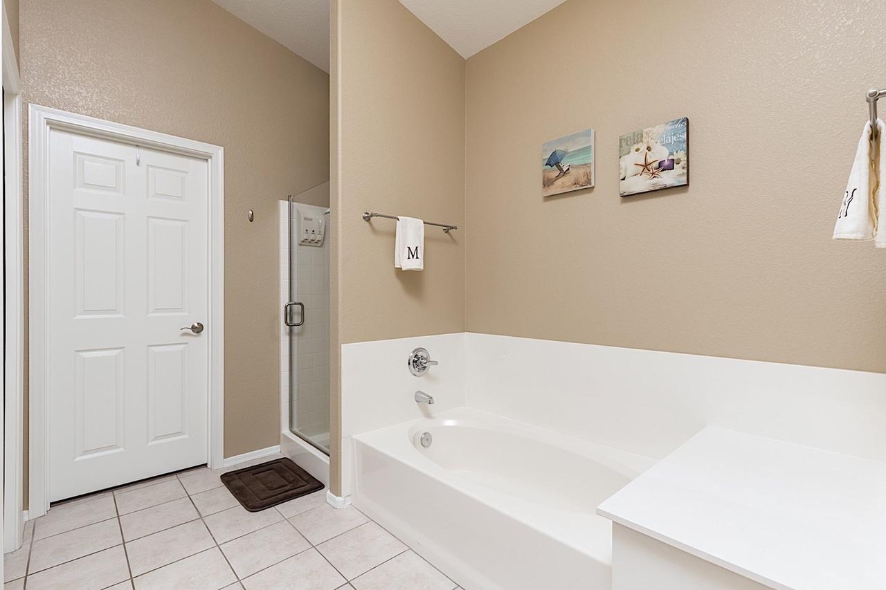 Ravenswood Retreat 3 BR By Casago - thumb 8