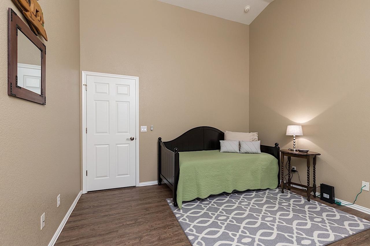 Ravenswood Retreat 3 BR By Casago - thumb 15