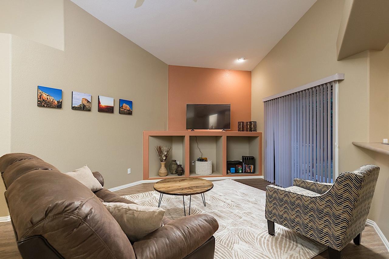 Ravenswood Retreat 3 BR By Casago - thumb 9