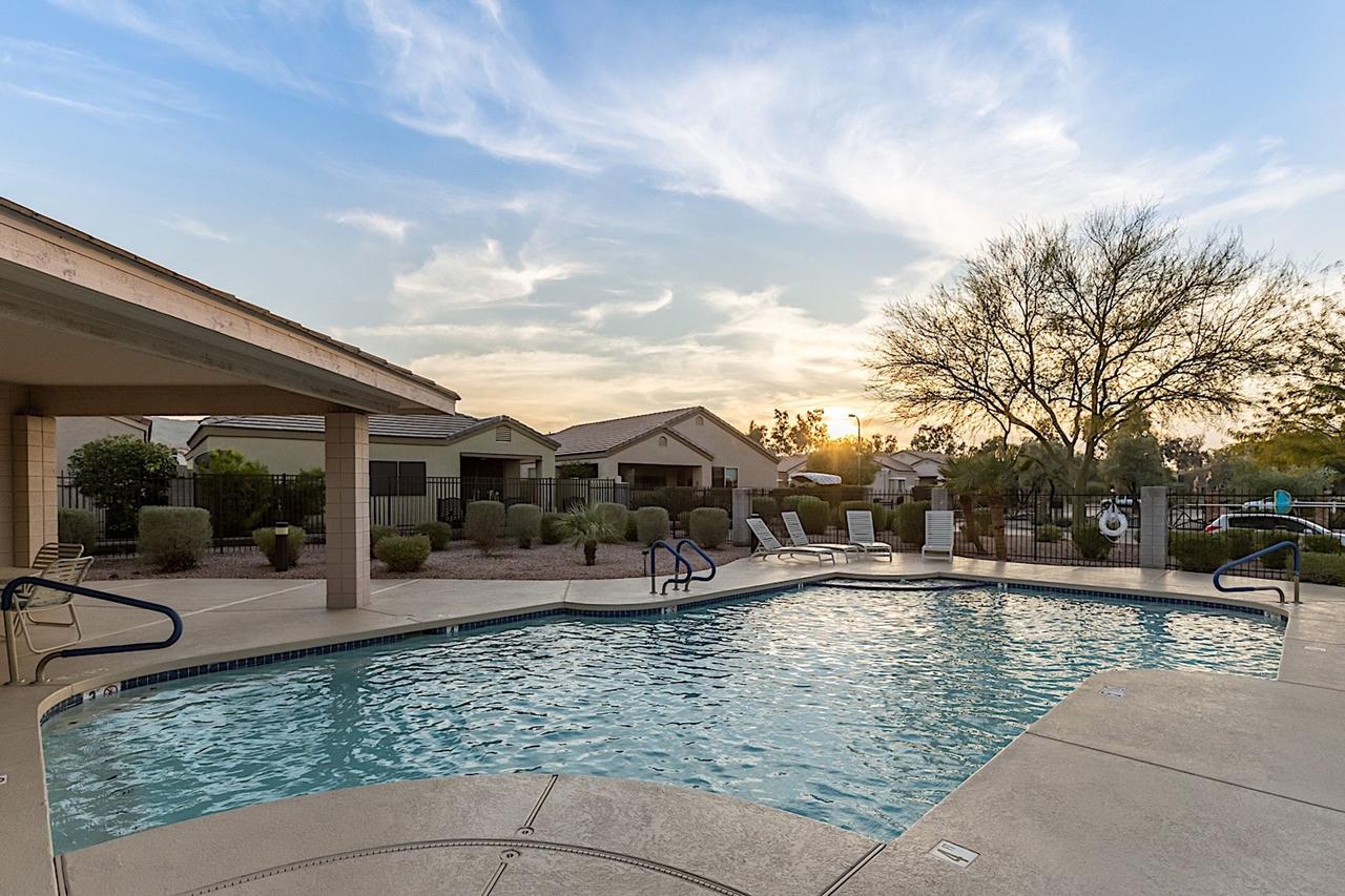 Ravenswood Retreat 3 BR By Casago - thumb 0