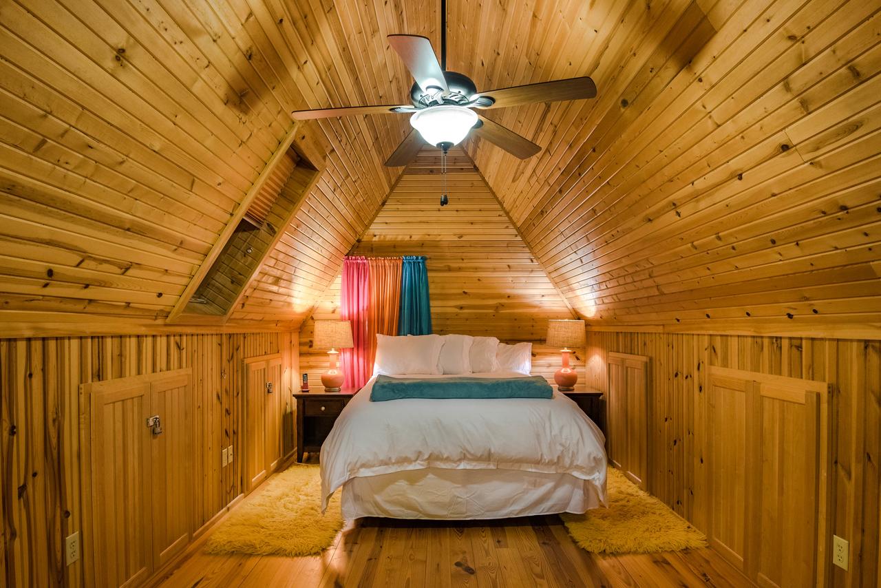 Still Point Cabin - thumb 18