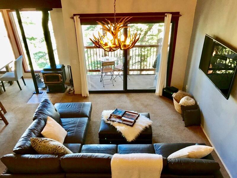 Blue Jay Chalet - thumb 0