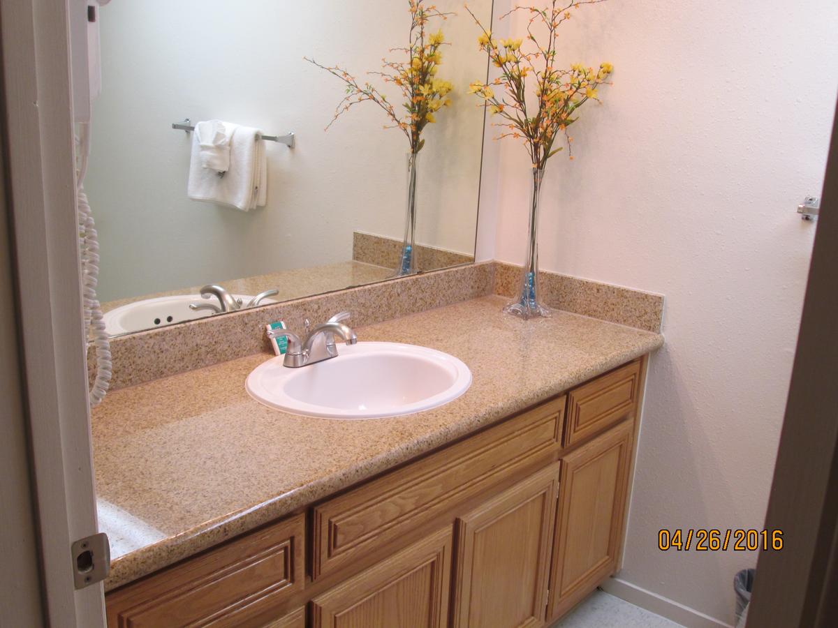 Whispering Meadows Apartments - thumb 23