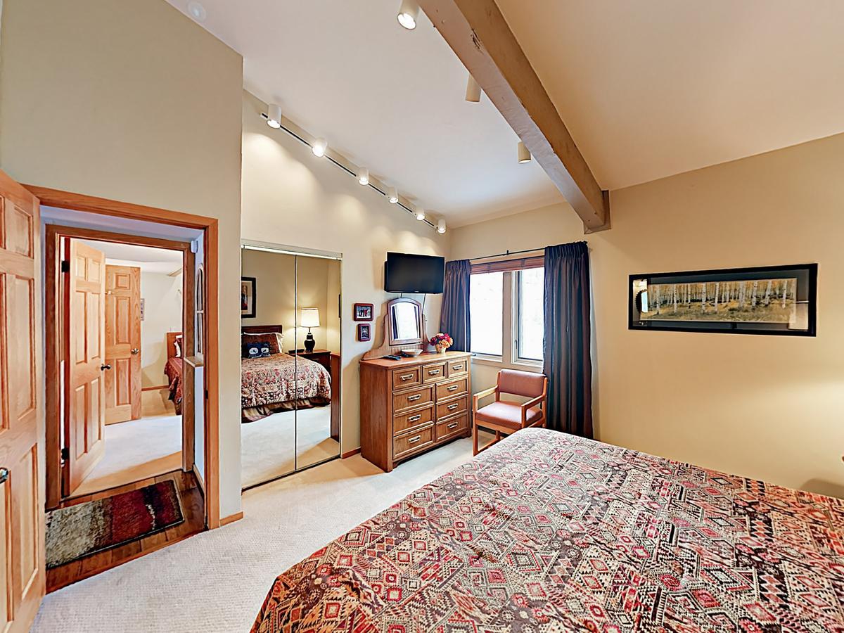 Alpine Condo In Snowmass Village - thumb 4