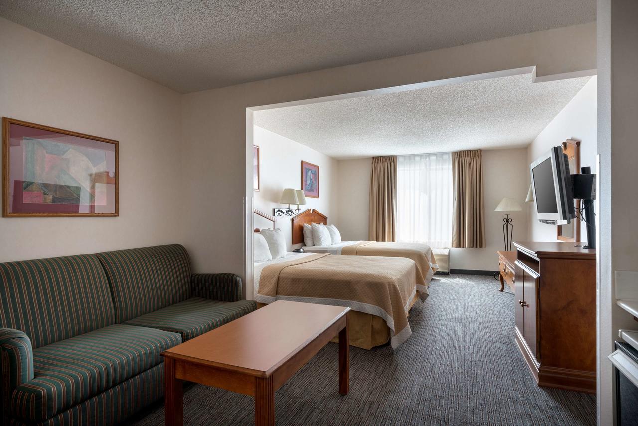 Days Inn & Suites By Wyndham Denver International Airport - thumb 4