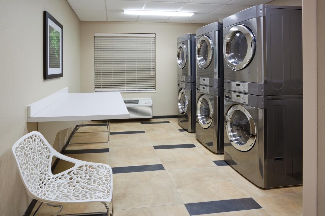 Candlewood Suites Longmont - thumb 16