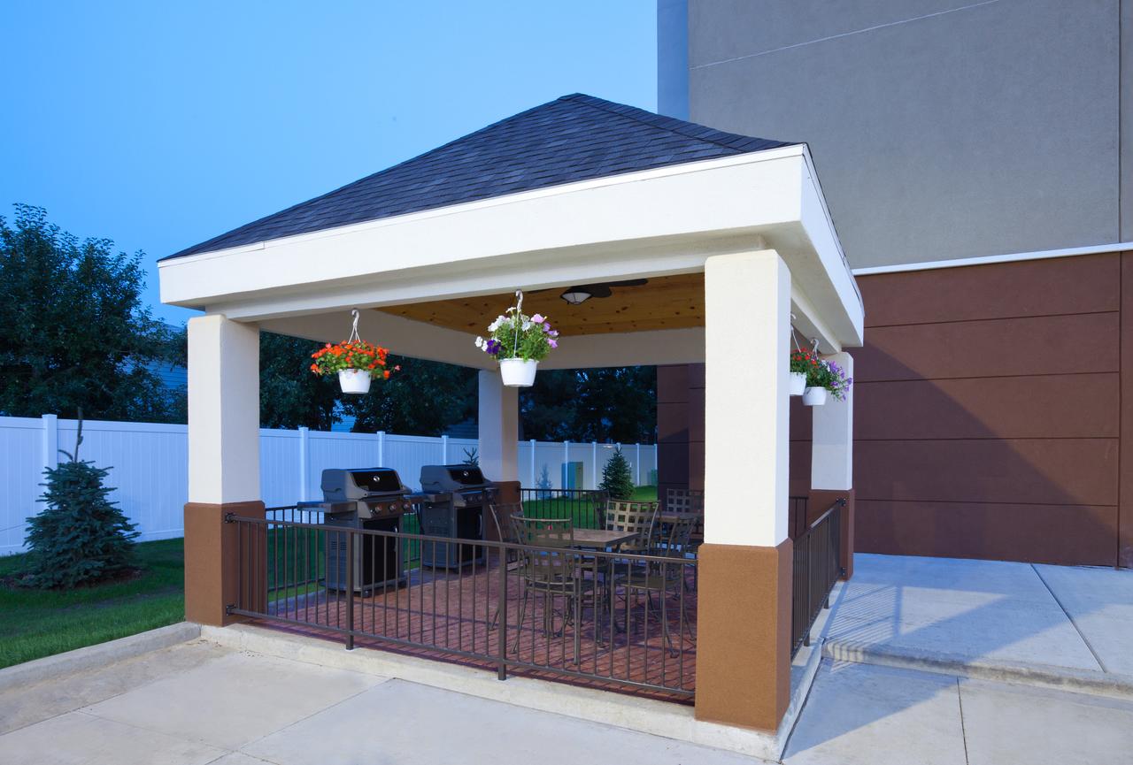 Candlewood Suites Longmont - thumb 11