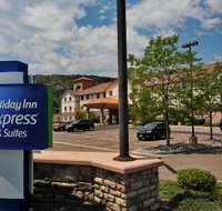 Holiday Inn Express Hotel  Suites Littleton - Accommodation Alabama