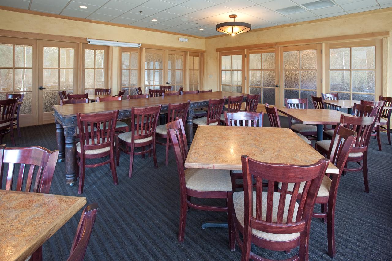 Holiday Inn Steamboat Springs - thumb 24