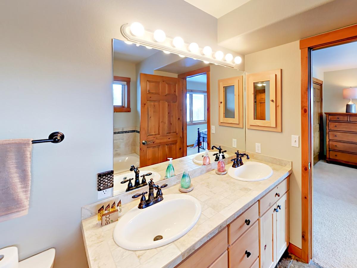 470 Kings Crossing Townhouse Unit 5 - thumb 15