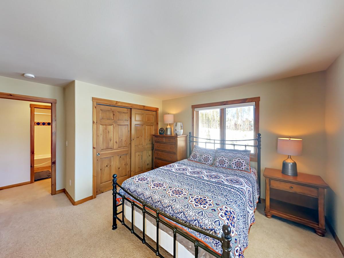 470 Kings Crossing Townhouse Unit 5 - thumb 6