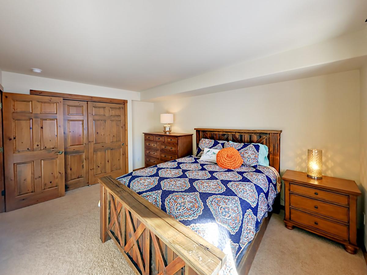 470 Kings Crossing Townhouse Unit 5 - thumb 5