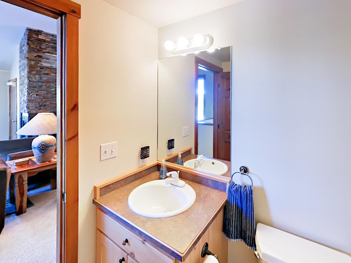 470 Kings Crossing Townhouse Unit 5 - thumb 9