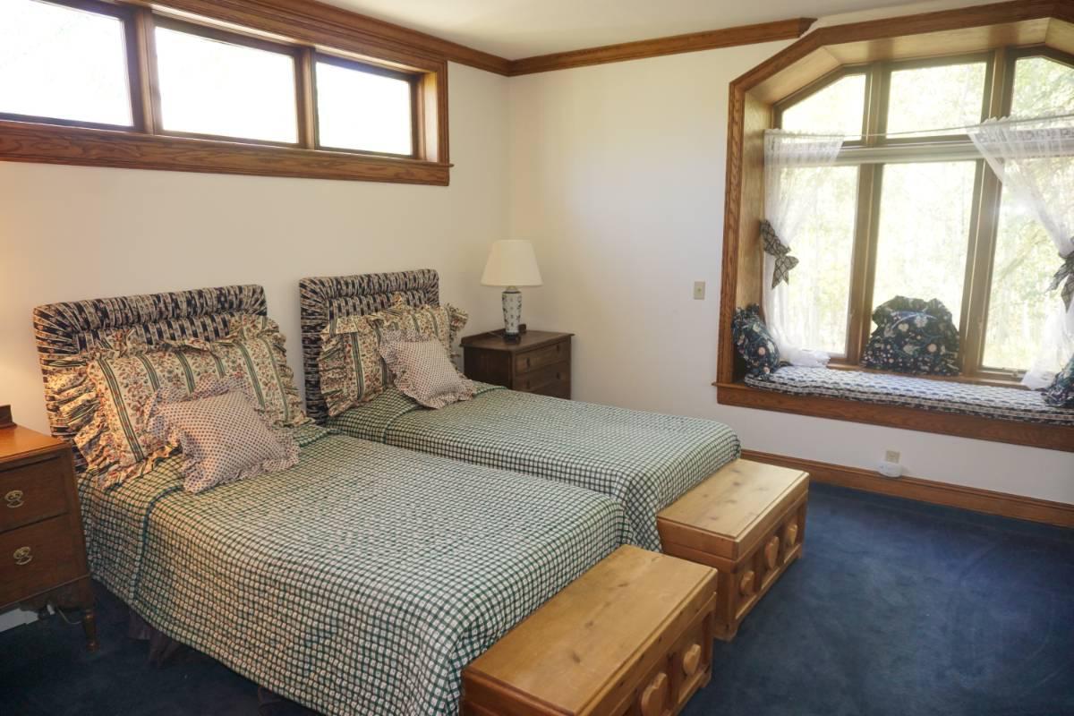 201 Edgewood Ln (203151-1719) Home - thumb 12