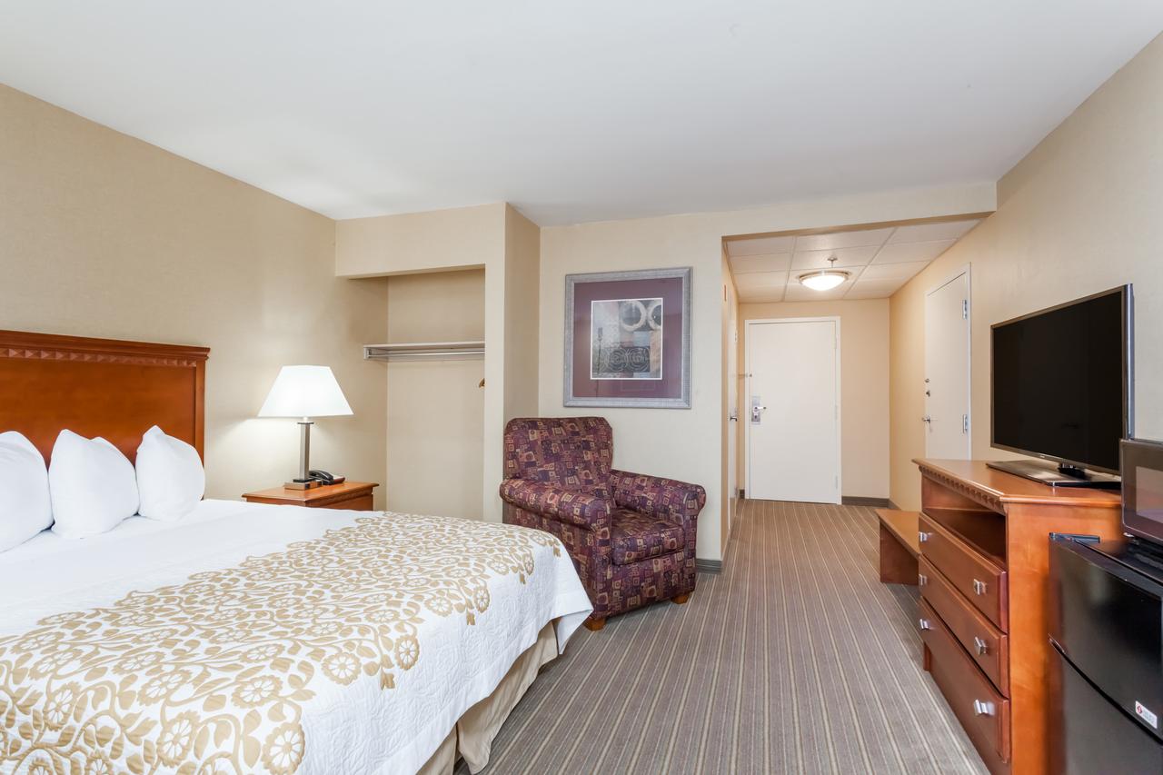 Days Inn By Wyndham Windsor Locks / Bradley Intl Airport - thumb 11