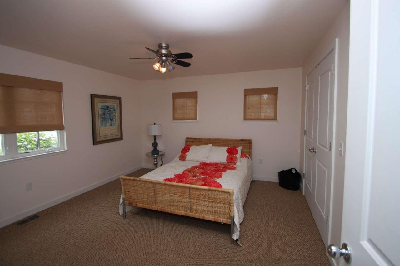 216 New Castle St. - thumb 21