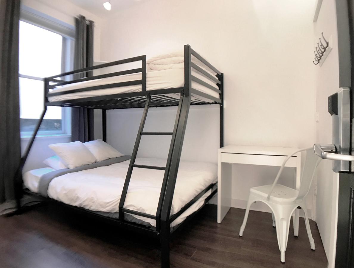 HighRoad Hostel DC - thumb 29