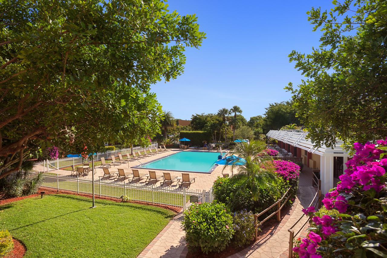 Ramada By Wyndham Naples - thumb 1