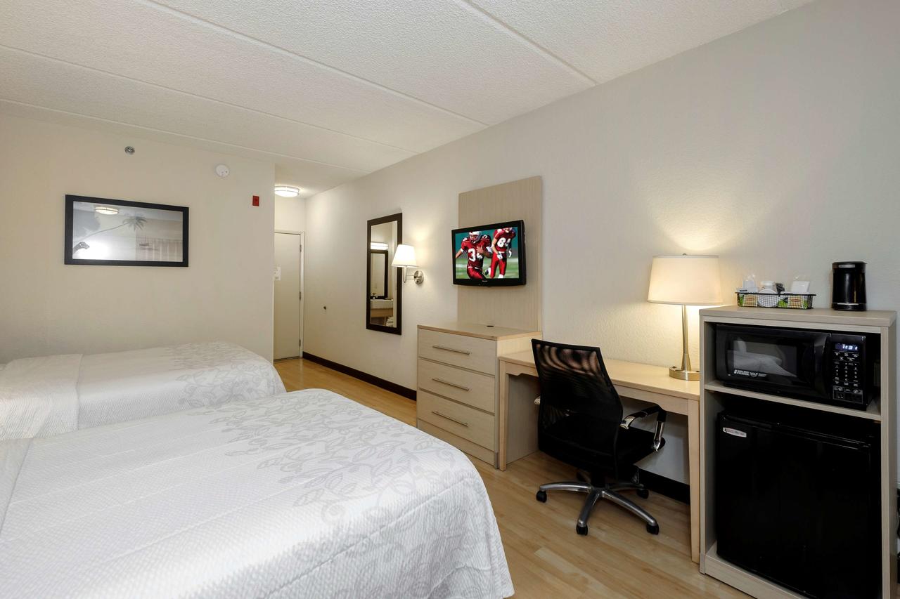 Red Roof Inn PLUS + Gainesville - thumb 11