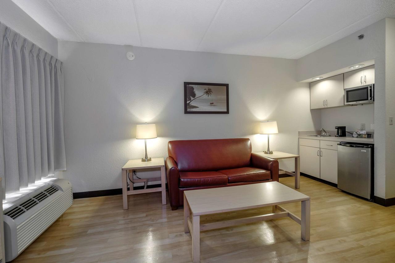 Red Roof Inn PLUS + Gainesville - thumb 16