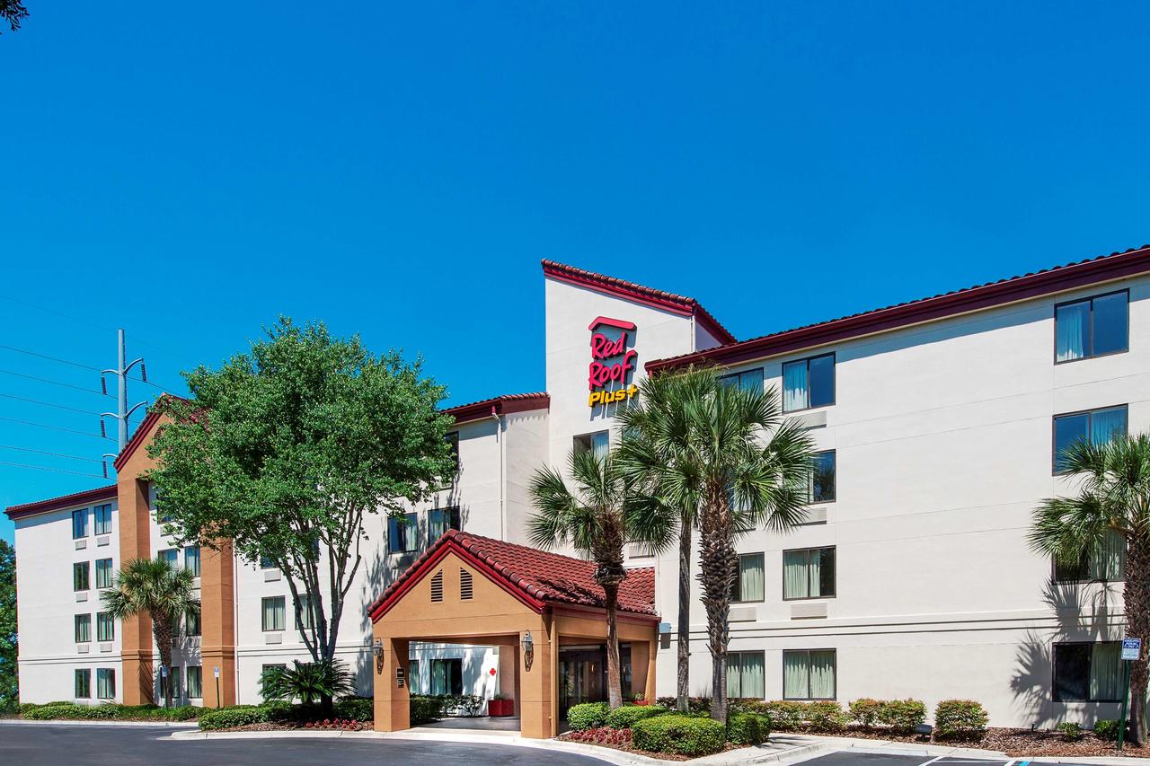 Red Roof Inn PLUS + Gainesville - thumb 2