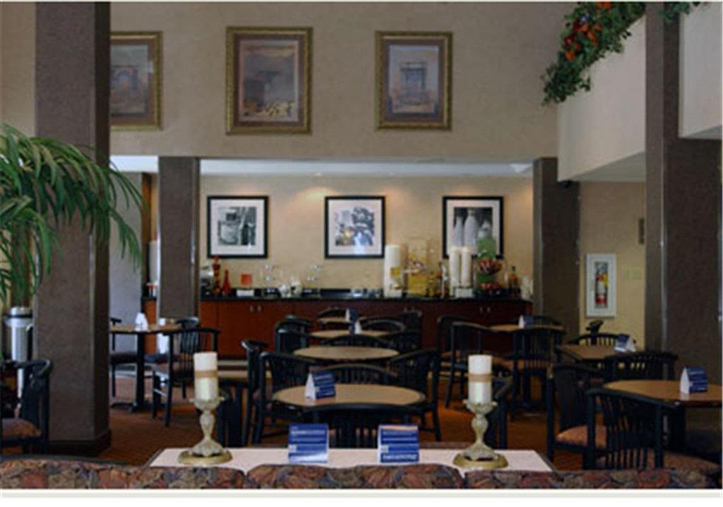 Galleria Palms Hotel - thumb 12