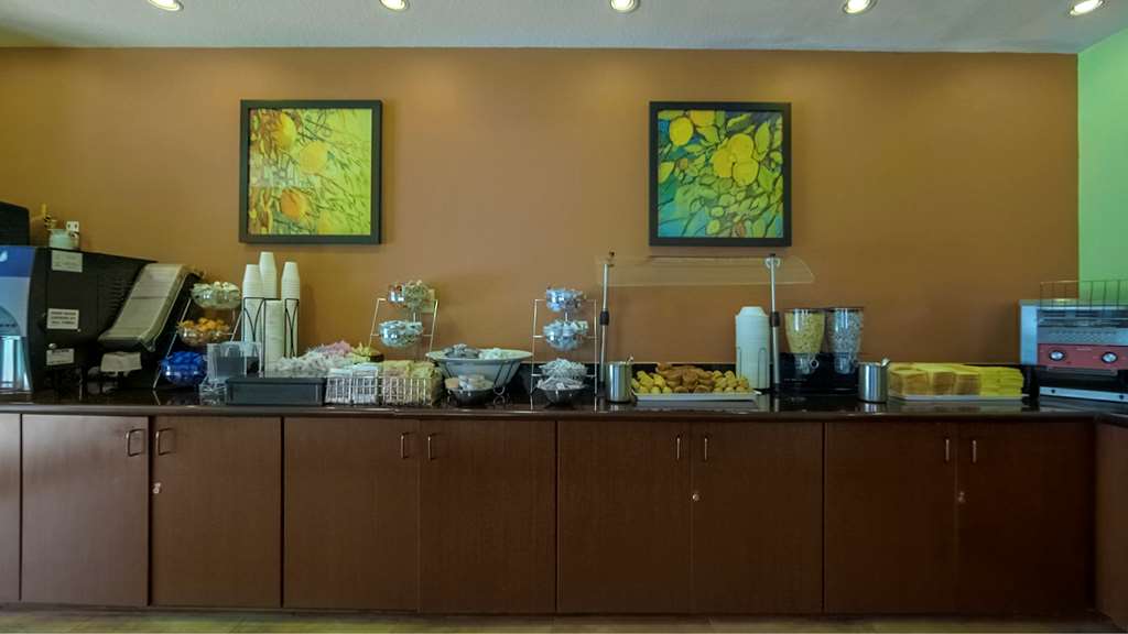 Galleria Palms Hotel - thumb 14