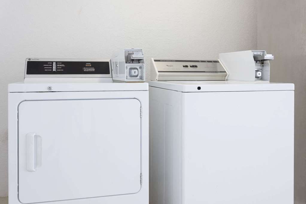 Super 8 Kingsland - thumb 13