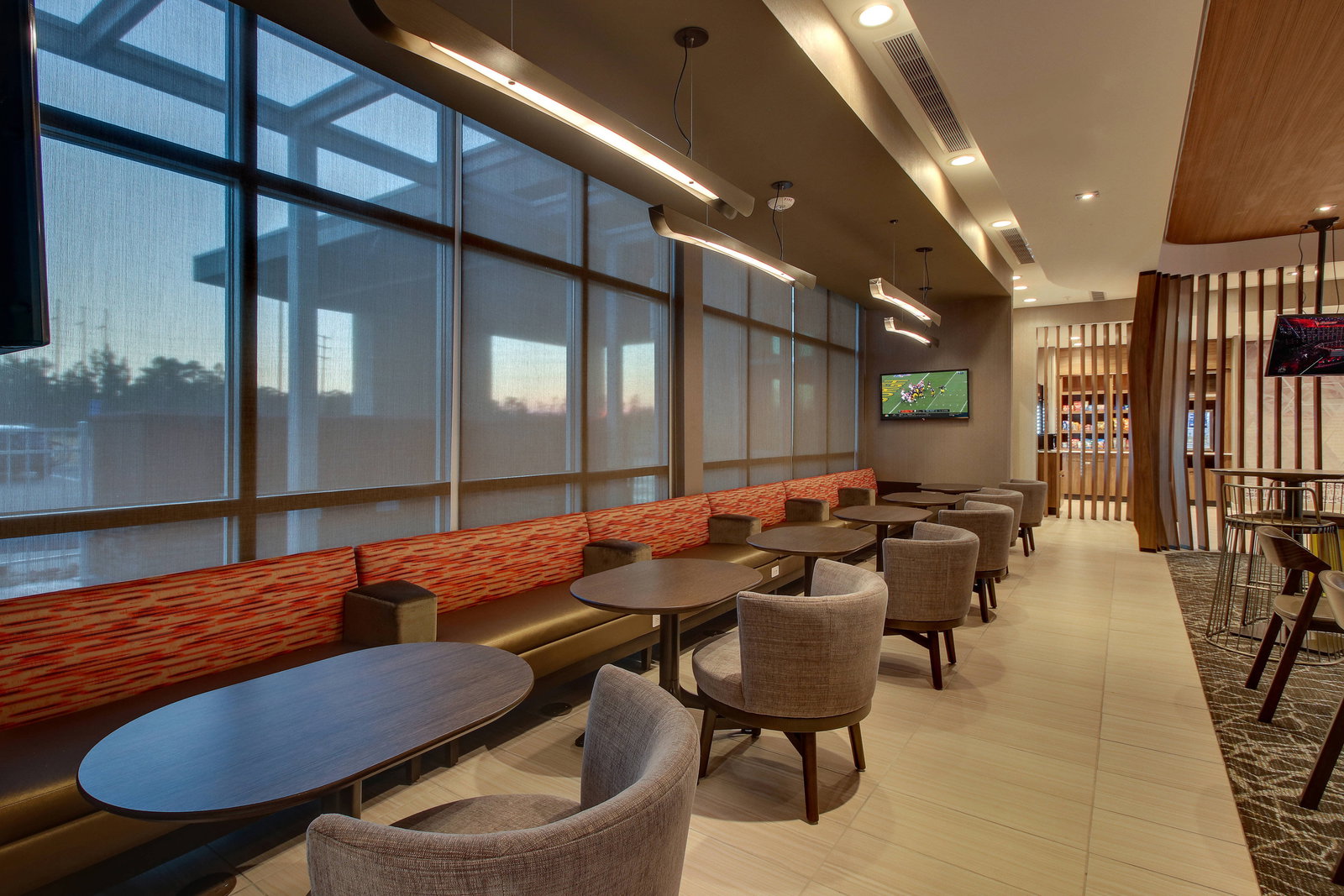 SpringHill Suites Gulfport I-10 - thumb 9