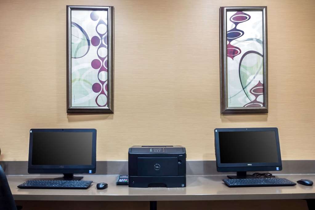 Comfort Suites At Woodbridge - thumb 16