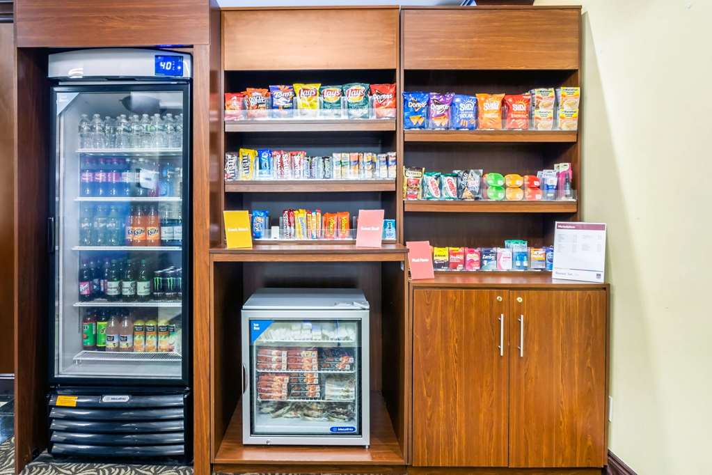 Comfort Suites At Woodbridge - thumb 17