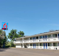 Motel 6 Bismarck - Accommodation Alabama